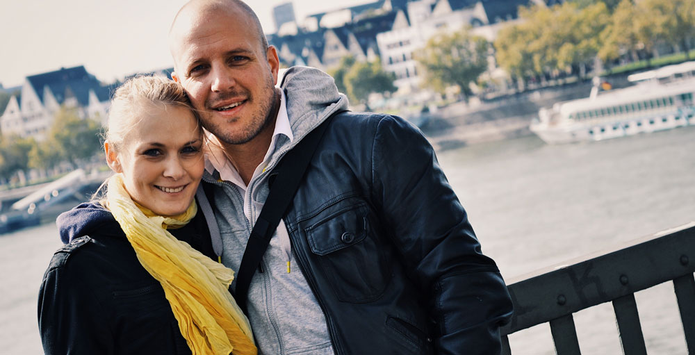 Aloe vera Team Köln auf der Hohenzollernbrücke - Biodaloe